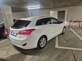 Hyundai i30 cw 1.6 CRDi (2017) - 5
