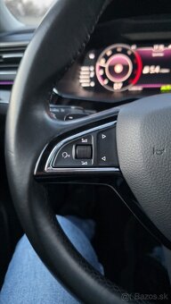 Predám multifunkčný volant Škoda Superb 3 facelift (2020) - 5