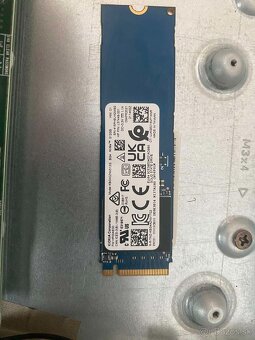 Predám nefunkční pc hp pavilion all in one 24 k0003na ryzen - 5