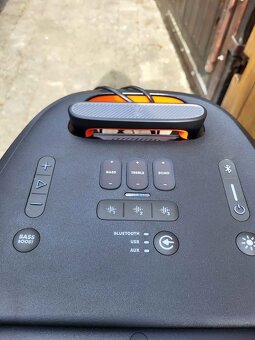 JBL Partybox 310 – výborný stav - 5