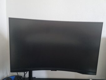 27" Samsung Odyssey G65B - 5