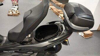 Suzuki Burgman 400 - 5