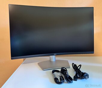 LCD Dell S3221QS 32” zakrivený UHD (4K) - 5