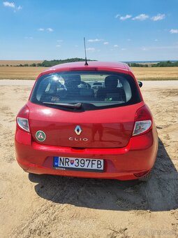 Renault clio - 5