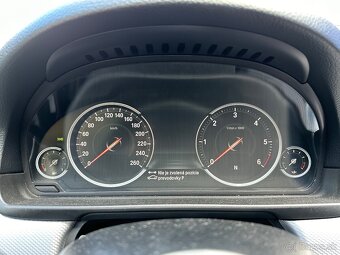 Rozpredam BMW f10 f11 3.0d xdrive 190kw mpaket - 5
