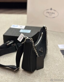 PRADA RE EDITION 2005 bag - 5