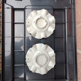 Predám NOVE stredové krytky VW 3D0601149Q - 5