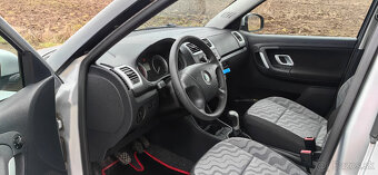 Skoda Fabia 1,2htp,,51kw,,150000 km,,rok vyroby 2009 - 5