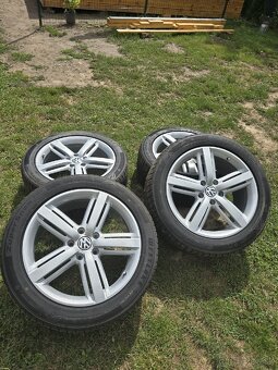 Predám disky 5x130 R20 et 57 + zimne pneu 27545r20 - 5