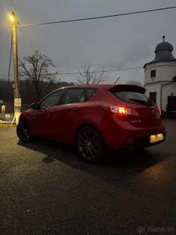 Mazda 3 benzín 2.0 L - 5