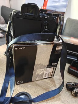 SONY A7 IV + SONY FE 20mm F1.8 G + príslušenstvo (záruka) - 5