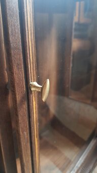 Starozitny relikviár a religiozne sochy. - 5