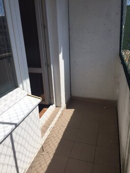 nezariadený 1i.byt s lodžiou max 2 osoby - 5