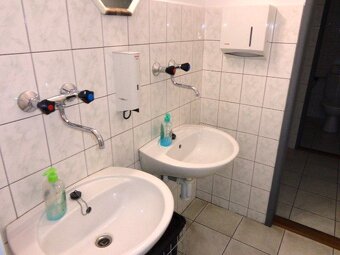 Na prenájom priestor 30 m2 v Banskej Bystrici - 5