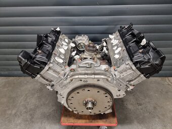 AUDI 3.0tdi CRT 200kw repasovany motor - 5