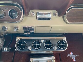 Ford Mustang Fastback GT 289 (1966) - 5