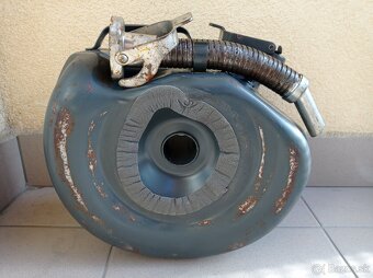 Predám bellino kanister do rezervy na Mercedes. - 5