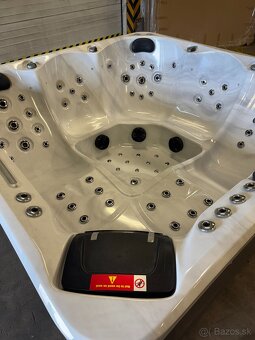 Vířivka Victoria SPA - 5