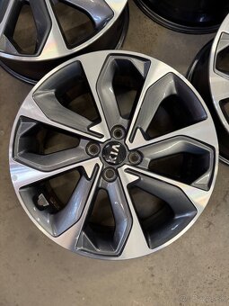 hliníkové disky kia stonic r17 - 5