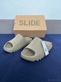 Adidas Yeezy Slide - 5