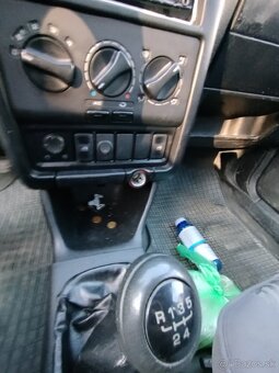 Seat Cordoba 1,6 - 5