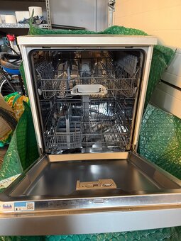 Umývačka riadu Siemens iQ300 - 5