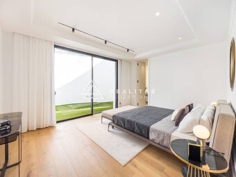 MARBELLA, EXKLUZÍVNE SAMOSTATNÉ VILY V LOMAS DE MARBELLA CLU - 5