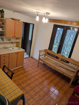 Predám viničný domček s pozemkom - 5