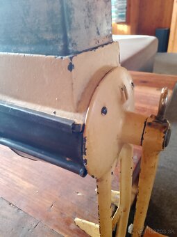 Mlynček na orechy - 5