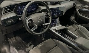Audi E-tron 55 quattro - 5