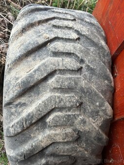 Pneumatiky 400/55 22,5 - 5