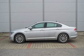 Volkswagen Passat Sedan B8 GTE - 5