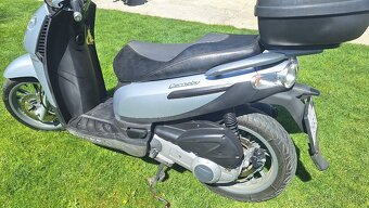 Predam maxiskuter Piaggio Carnaby 125 11kw rok 2011. Maximal - 5