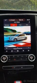 Megane RS Trophy - 5