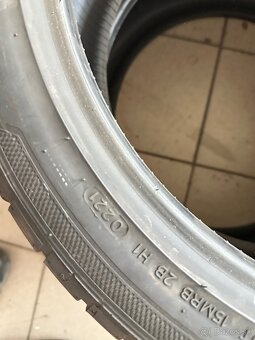 Hankook ventus s1 evo3 245/40 r20 99y - 5