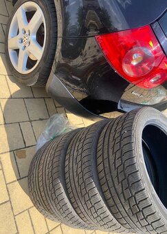 Volkswagen Golf 5 2.0 TDI SPORT - 5