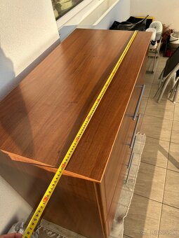 Drevena komoda - 5
