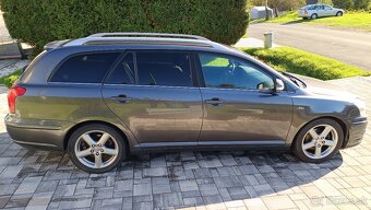 Predam Toyotu Avensis 2.2 D4D-cat - 5