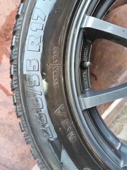 Kolesá 5x108, 235/45 R17 Zimné - 5