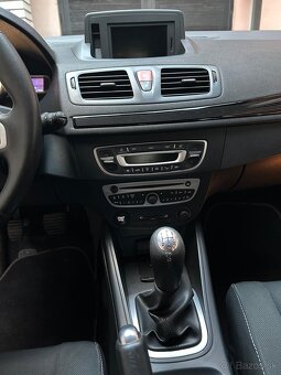 Predám Renault megane 3 - 5