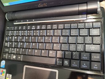 Asus Eee PC 901, model EEEPC901-BK009X, s puzdrom - 5