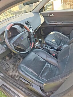 Predám Volvo V50 1.6D - 5
