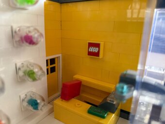 LEGO Bricklink 910009 Modular LEGO Store - Z VÝSTAVKY - 5