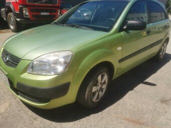Kia rio 1.4i 173000km, rok vyroby 2007 - 5