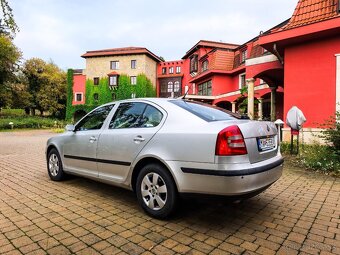 Škoda Octavia 2 Sedan 1.6 MPI benzín Nová STK SK AUTO - 5