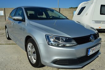 VOLKSWAGEN JETTA 1,6TDI 77kW 83586km SLOVENSKÉ - 5
