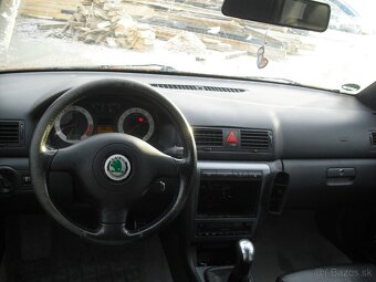 Skoda Octavia RS1 Kombi - 5