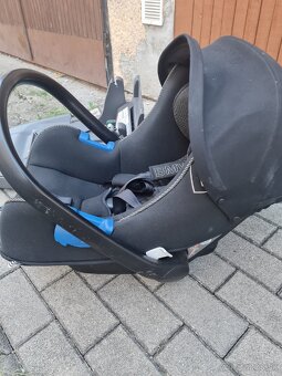 BMW autosedačka +základňa - 5