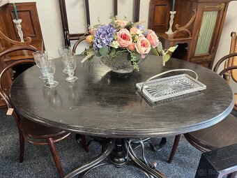 Čierny stôl Thonet - 5