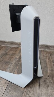 Predám herný PC monitor Dell Alienware 25" lunar light - 5
